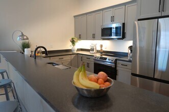 103 Strawberry Aly, Unit A in Clarksville, TN - Foto de edificio - Building Photo