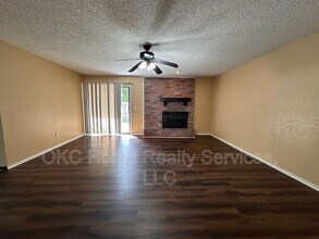3110 N Wheeler Cir in Bethany, OK - Building Photo - Building Photo
