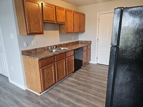 4416 Rhodes Dr in New Orleans, LA - Building Photo - Building Photo