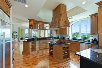 1308 Old Stickney Point Rd, Unit WP3 in Sarasota, FL - Building Photo - Building Photo