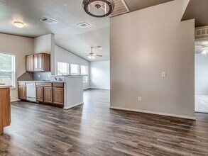 2712 NW 187th Terrace in Edmond, OK - Building Photo - Building Photo