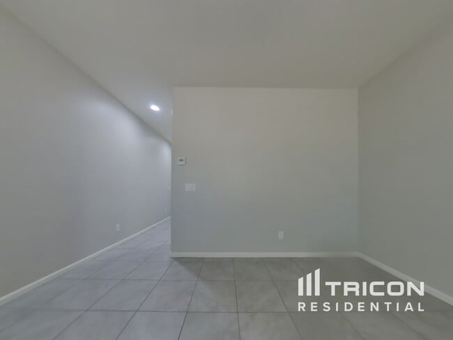 8632 E Posada Ave in Mesa, AZ - Building Photo - Building Photo