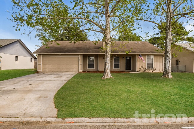 property at 1227 Cimmaron Dr