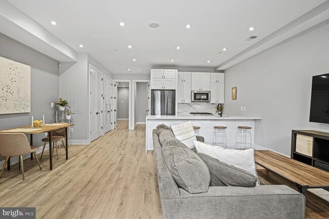 725 Euclid St NW in Washington, DC - Building Photo - Building Photo