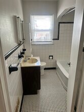 2734 Gunckel Blvd in Toledo, OH - Foto de edificio - Building Photo