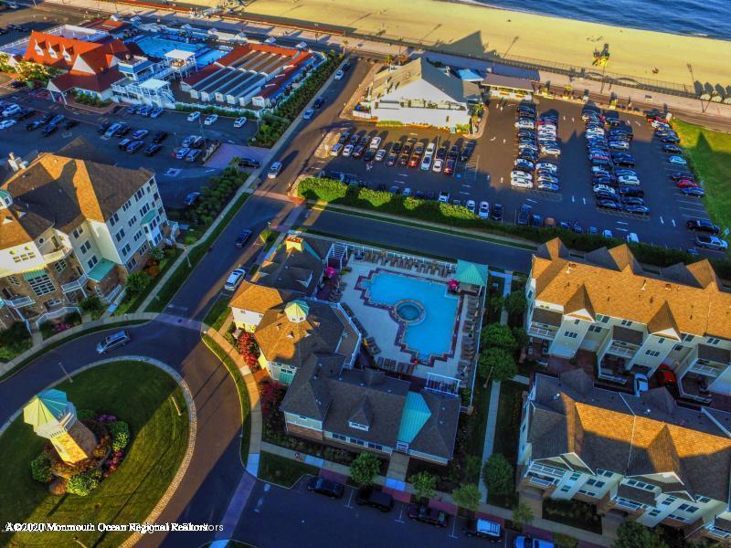 5 Langtry Terrace in Long Branch, NJ - Foto de edificio