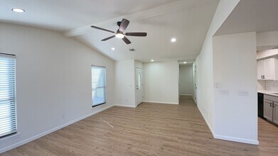 1416 W Kent St in Broken Arrow, OK - Building Photo - Building Photo