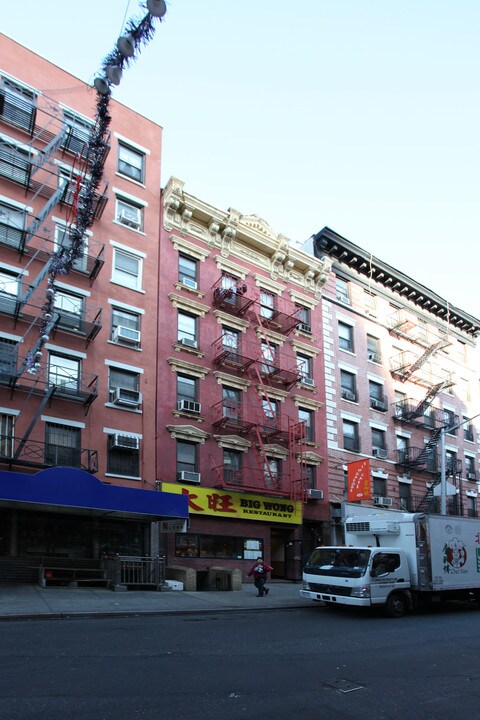 67 Mott St in New York, NY - Building Photo