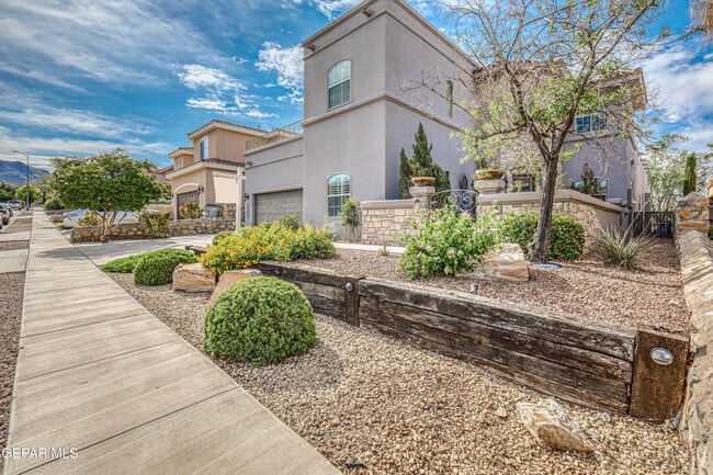 property at 6596 Hermoso Del Sol Dr