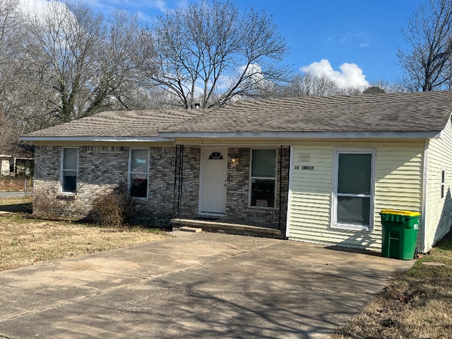 property at 14 Crest Ln