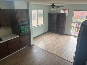 3860 Cottage Grove Rd in Akron, OH - Building Photo - Building Photo