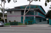 815 Centinela Ave in Inglewood, CA - Foto de edificio - Building Photo