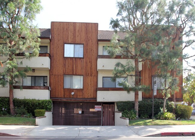 Encino Glen in Encino, CA - Foto de edificio - Building Photo