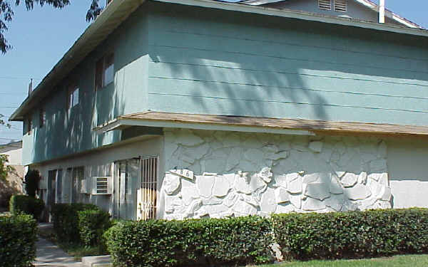 586 Penrose Dr in Corona, CA - Building Photo - Building Photo