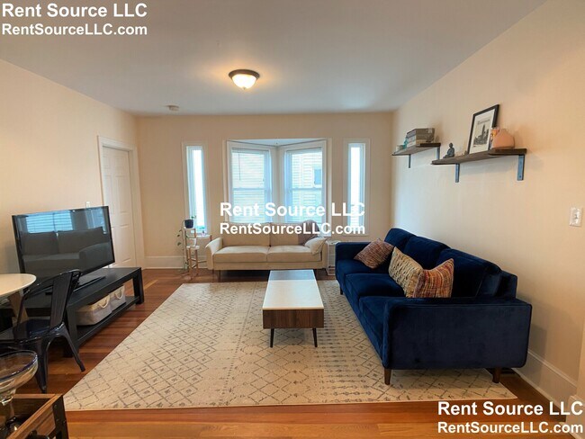 23 Willard Ave in Medford, MA - Foto de edificio - Building Photo