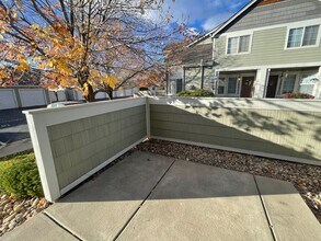 805 Summer Hawk Dr in Longmont, CO - Building Photo - Building Photo