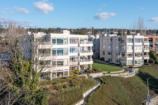 Marina Pointe in Kirkland, WA - Foto de edificio - Building Photo