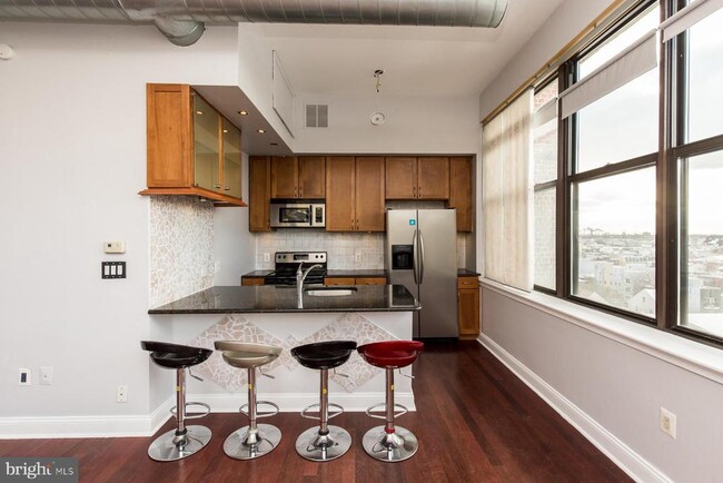 1100 S Broad St in Philadelphia, PA - Building Photo - Building Photo