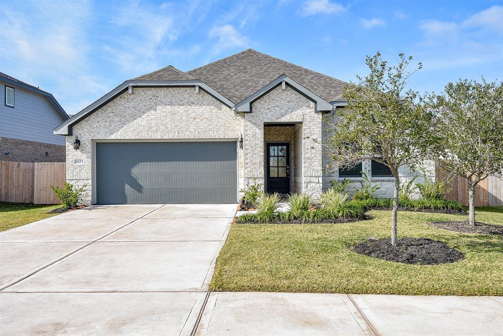 2423 WAYBREAD Ln in Rosenberg, TX - Building Photo