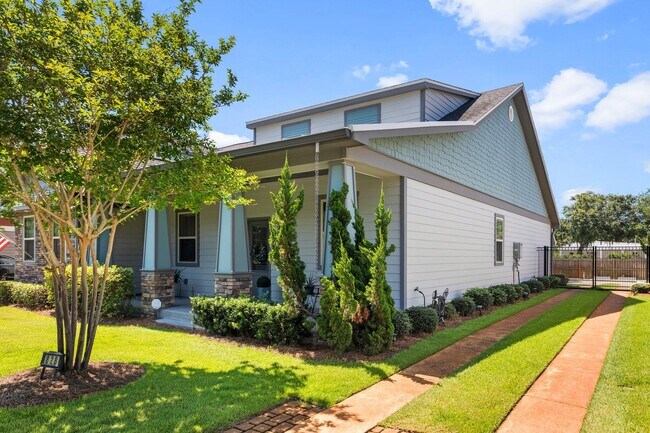 828 Cannon Ln in Destin, FL - Building Photo - Building Photo