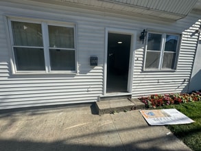 106 E 5th St in Mount Vernon, NY - Building Photo - Building Photo