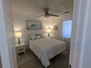 8253 Navarre Pky, Unit D104 in Gulf Breeze, FL - Foto de edificio - Building Photo