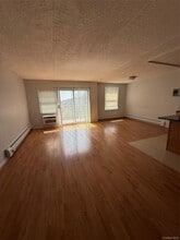 35 Park Ave in Suffern, NY - Foto de edificio - Building Photo