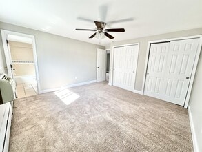 CAMBRIDGE APTS -- 043 in Coraopolis, PA - Foto de edificio - Interior Photo