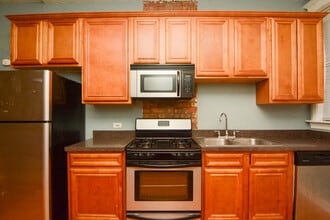 3514 N Sheffield Ave in Chicago, IL - Building Photo - Building Photo