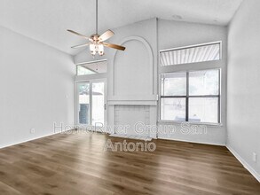 10215 Brad Field Dr in San Antonio, TX - Building Photo - Building Photo