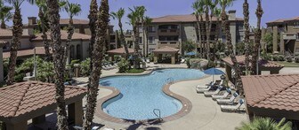 Colonial Grand at Scottsdale Apartments