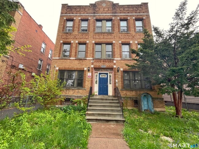 88-90-90 Clark St