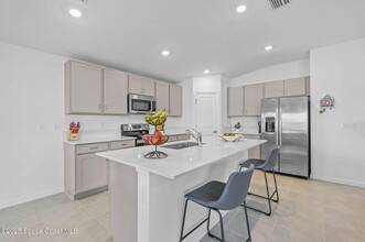 846 Dockside Dr SW in Palm Bay, FL - Building Photo - Building Photo