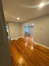 65 Short Beach Rd in East Haven, CT - Building Photo - Building Photo