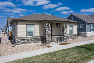 The Villas at Prairie Center in Brighton, CO - Foto de edificio - Building Photo