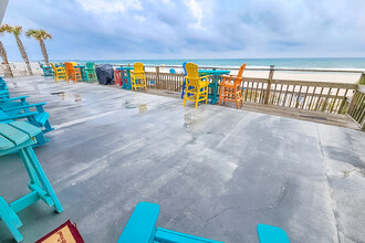 Fair Oaks Condo in Panama City Beach, FL - Building Photo - Building Photo