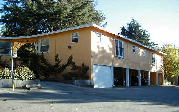 38-48 Terrace Ct in Los Gatos, CA - Building Photo