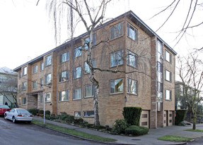 Wakefield Manor Apartments