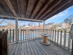 7 Lowell Cir, Unit 3 in Somerville, MA - Foto de edificio - Building Photo