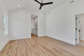 5917 Robertson Ave in Nashville, TN - Building Photo - Building Photo