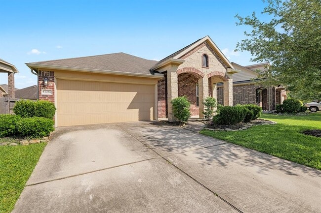 property at 13026 Davenport Hills Ln