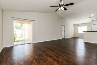 2533 Bobby Lee Ln in St. Cloud, FL - Building Photo - Building Photo