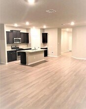 3012 Shore Lark in Canyon Lake, TX - Building Photo - Building Photo