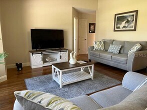 87 Mark Twain Ln in Rotonda West, FL - Building Photo - Building Photo
