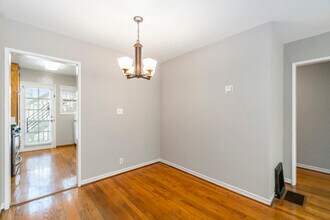 1159 Broadway in Alameda, CA - Building Photo - Building Photo