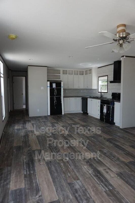 800 N Old Betsy Rd in Cleburne, TX - Building Photo - Building Photo