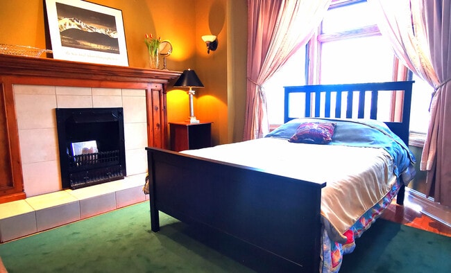 property at 205 Indian Grv