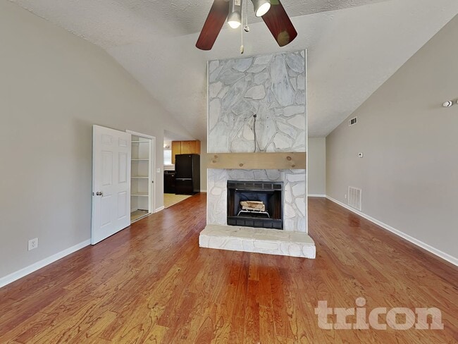 414 River Point Dr in Woodstock, GA - Building Photo - Building Photo