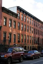424 E 120th St in New York, NY - Building Photo