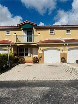 6880 SW 158th Ct in Miami, FL - Building Photo